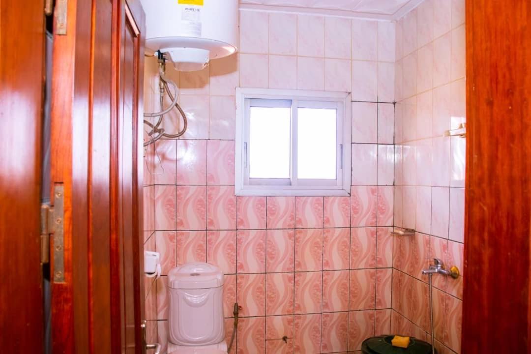 Appartement Meuble 2 Chambres Montee Jouvence Yaoundé Eksteriør bilde